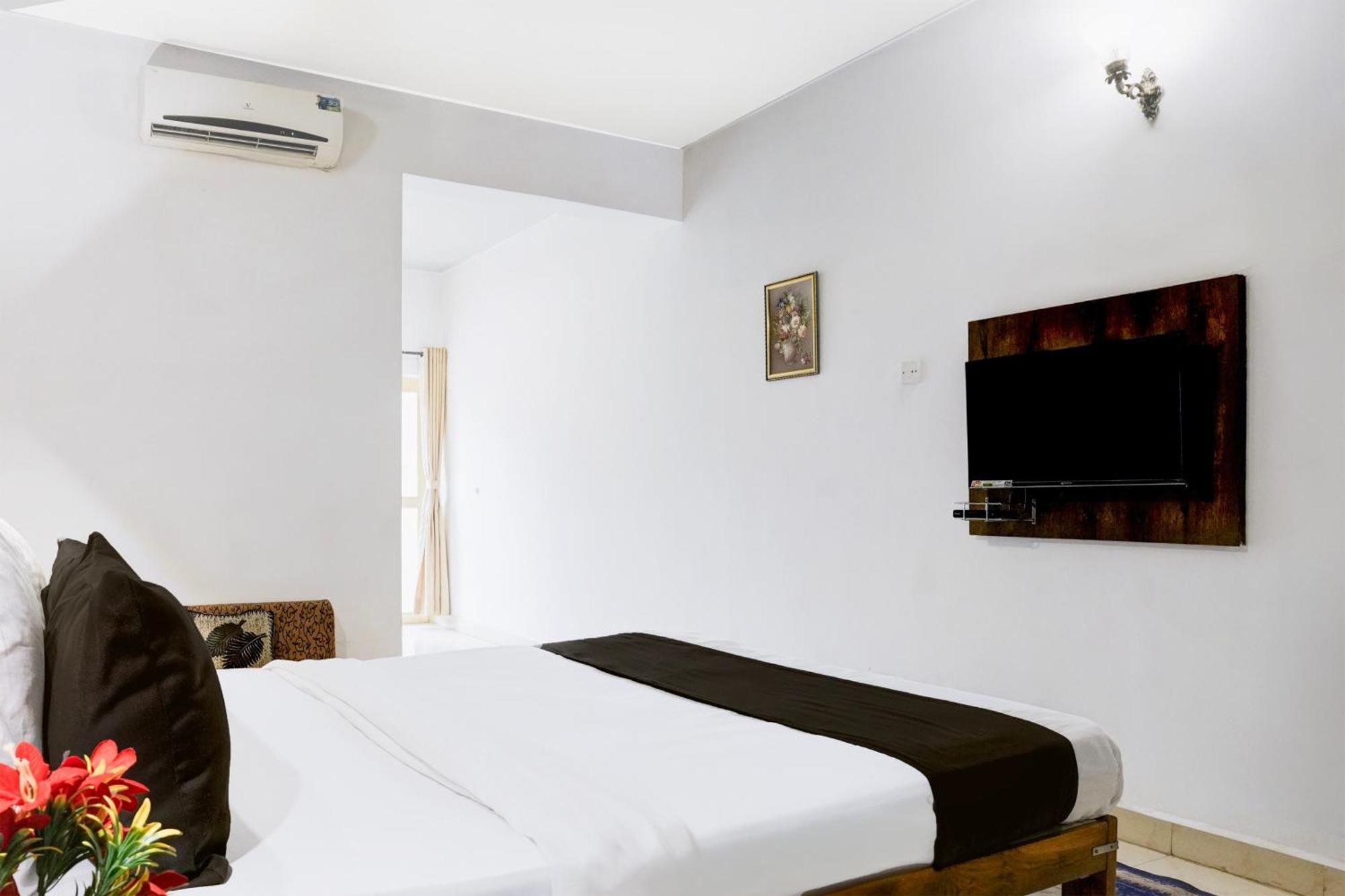 Super Townhouse Candolim Extérieur photo